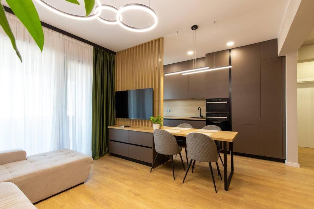 Elegant 2 Bedroom Retreat Bukarest Exteriör bild